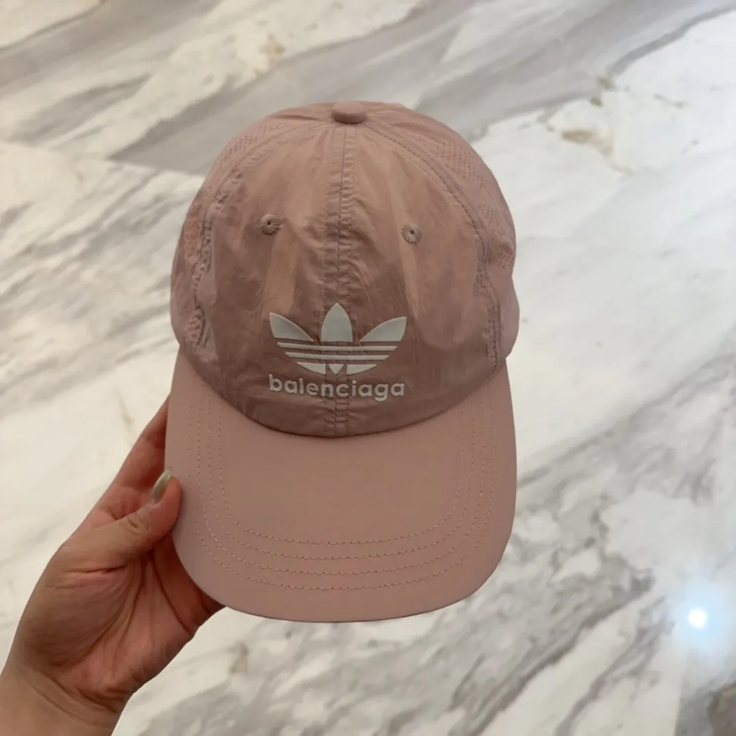 💰50 sun protection and sun protection tools｜New sun protection Parisian* baseball cap, classic trendy and cool style, so nice👍😍 It’s so good-looking that you don’t need it 😉 Great sun protection ❗️Very versatile ❗️Big face, small face 😉