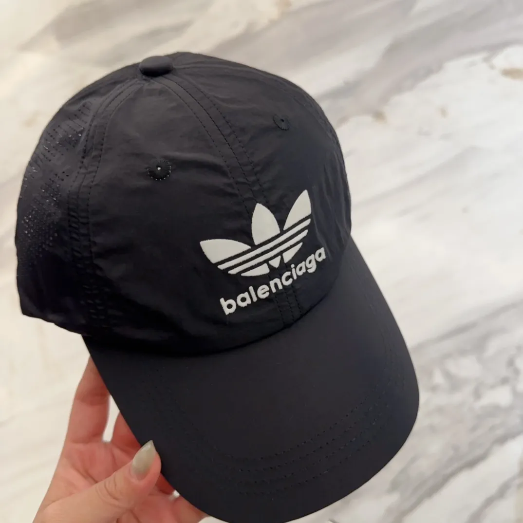 💰50 sun protection and sun protection tools｜New sun protection Parisian* baseball cap, classic trendy and cool style, so nice👍😍 It’s so good-looking that you don’t need it 😉 Great sun protection ❗️Very versatile ❗️Big face, small face 😉