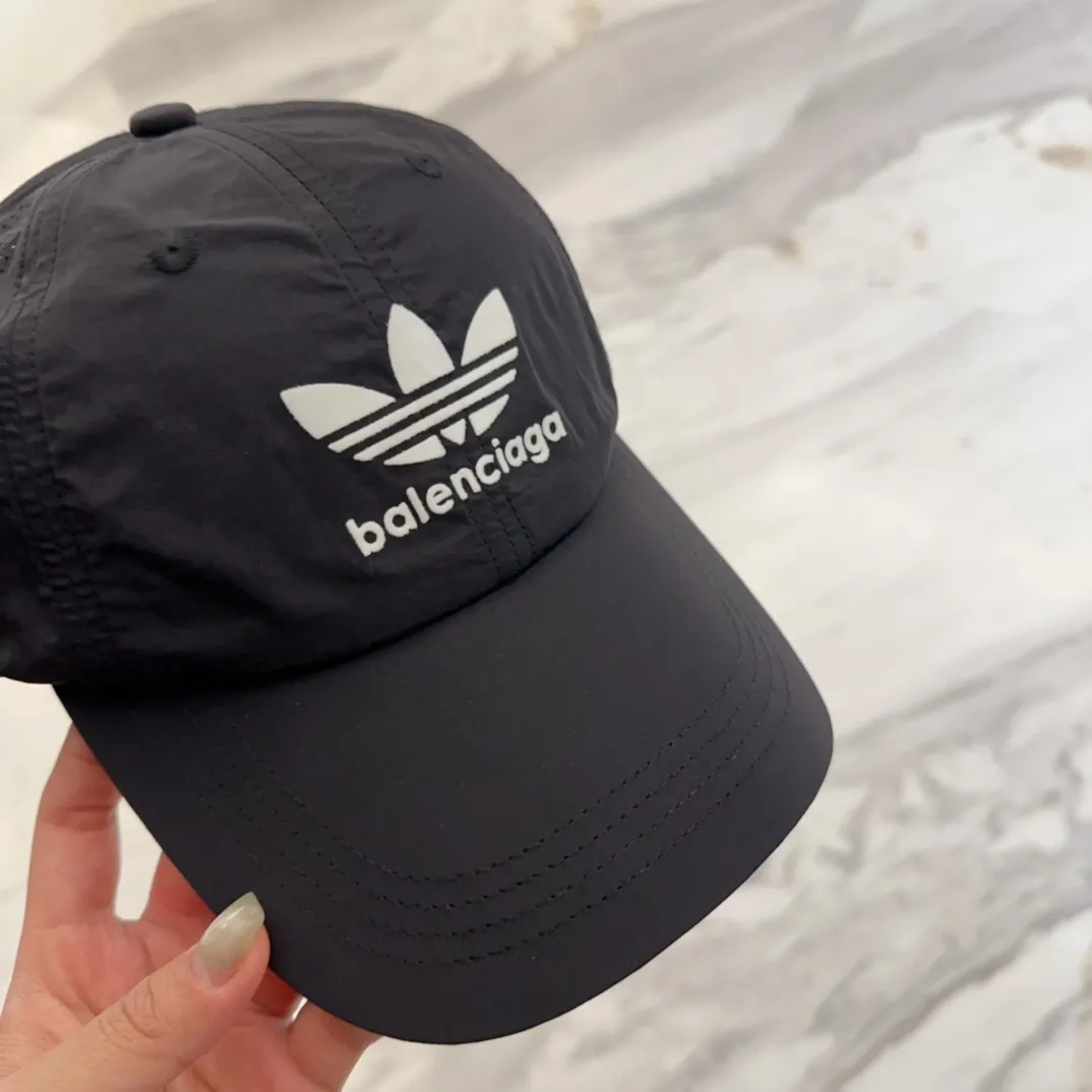 💰50 sun protection and sun protection tools｜New sun protection Parisian* baseball cap, classic trendy and cool style, so nice👍😍 It’s so good-looking that you don’t need it 😉 Great sun protection ❗️Very versatile ❗️Big face, small face 😉