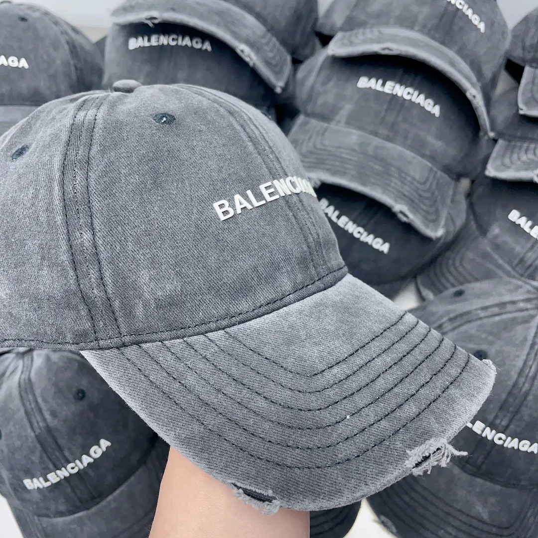 Private message for price inquiry! Running style Paris ripped baseball cap