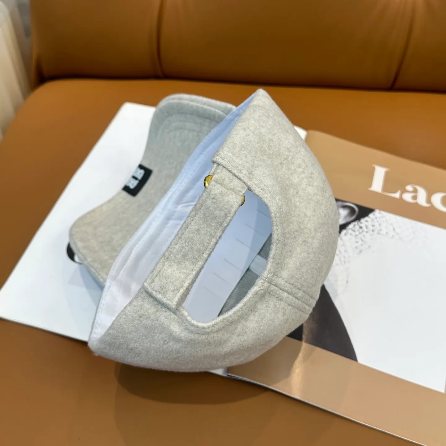 P60 💛 Comes with dust bag. [Balenciaga] 2025 new cashmere simple baseball cap, unisex ~ cool and handsome on the street