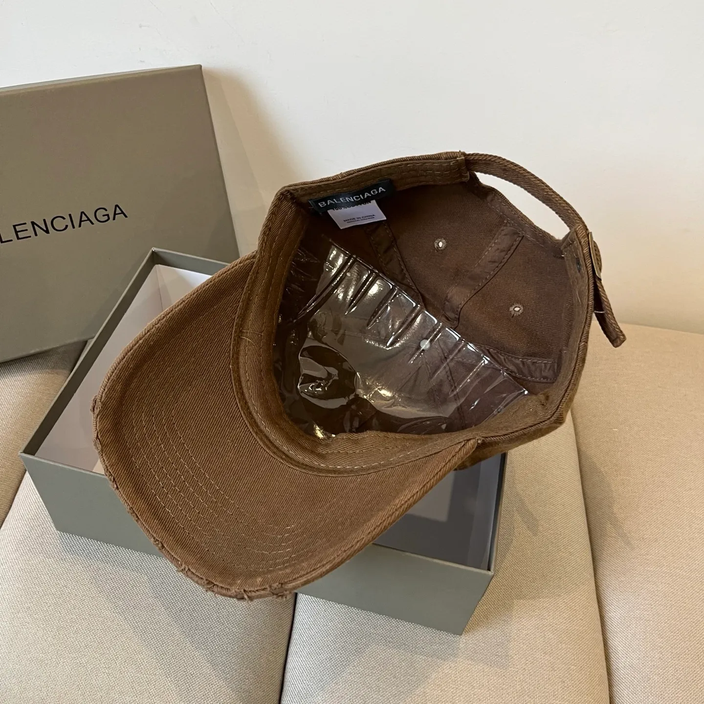 P60💰BALENCIAGA new logo baseball cap, cool colors, different styles for men and women, the first batch will be shipped first! A must-buy for Paris fans!