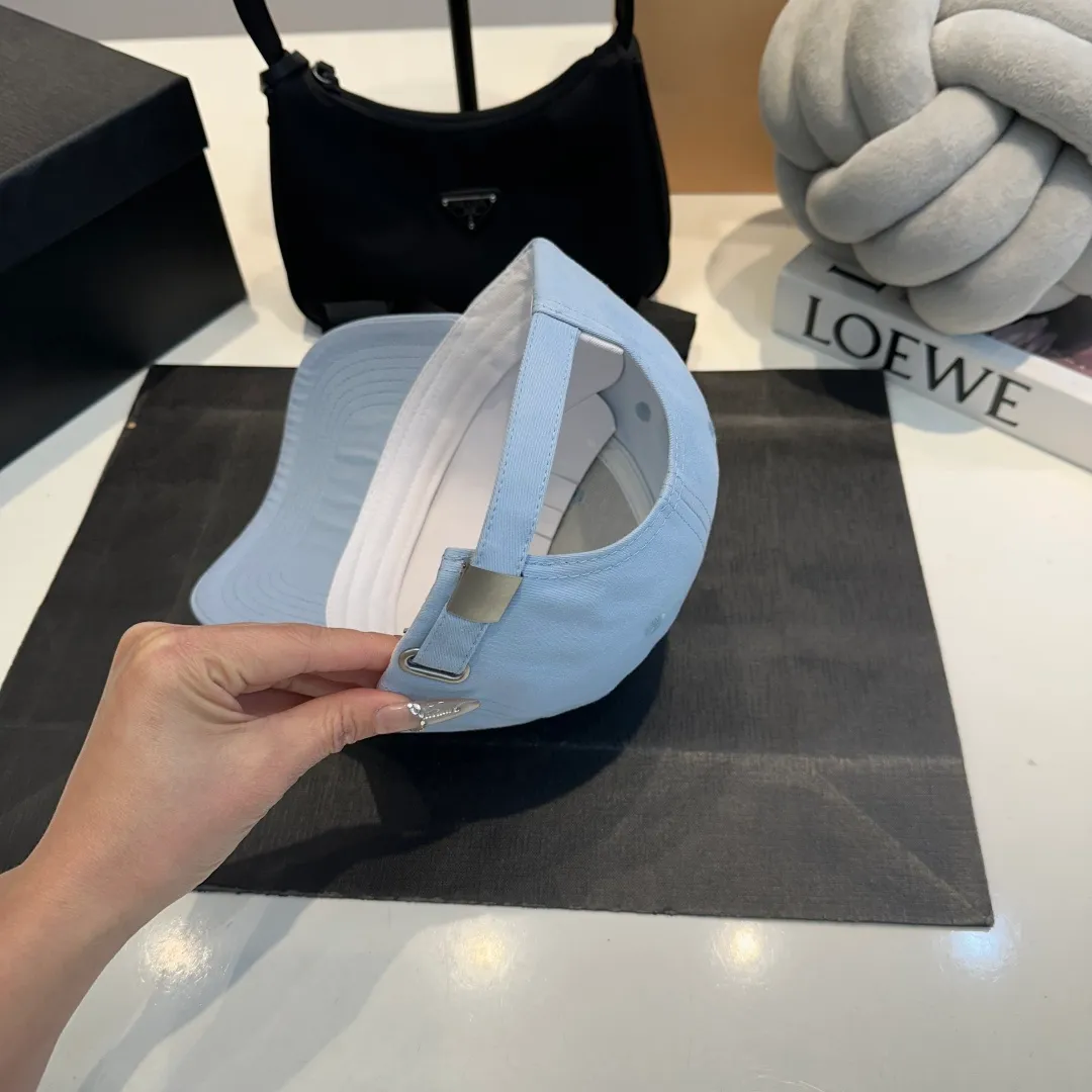 P56 BALENCIAGA Balenciaga's new embroidered logo baseball cap, cool colors, different styles for men and women, the first batch will be shipped first! A must-buy for Paris fans!