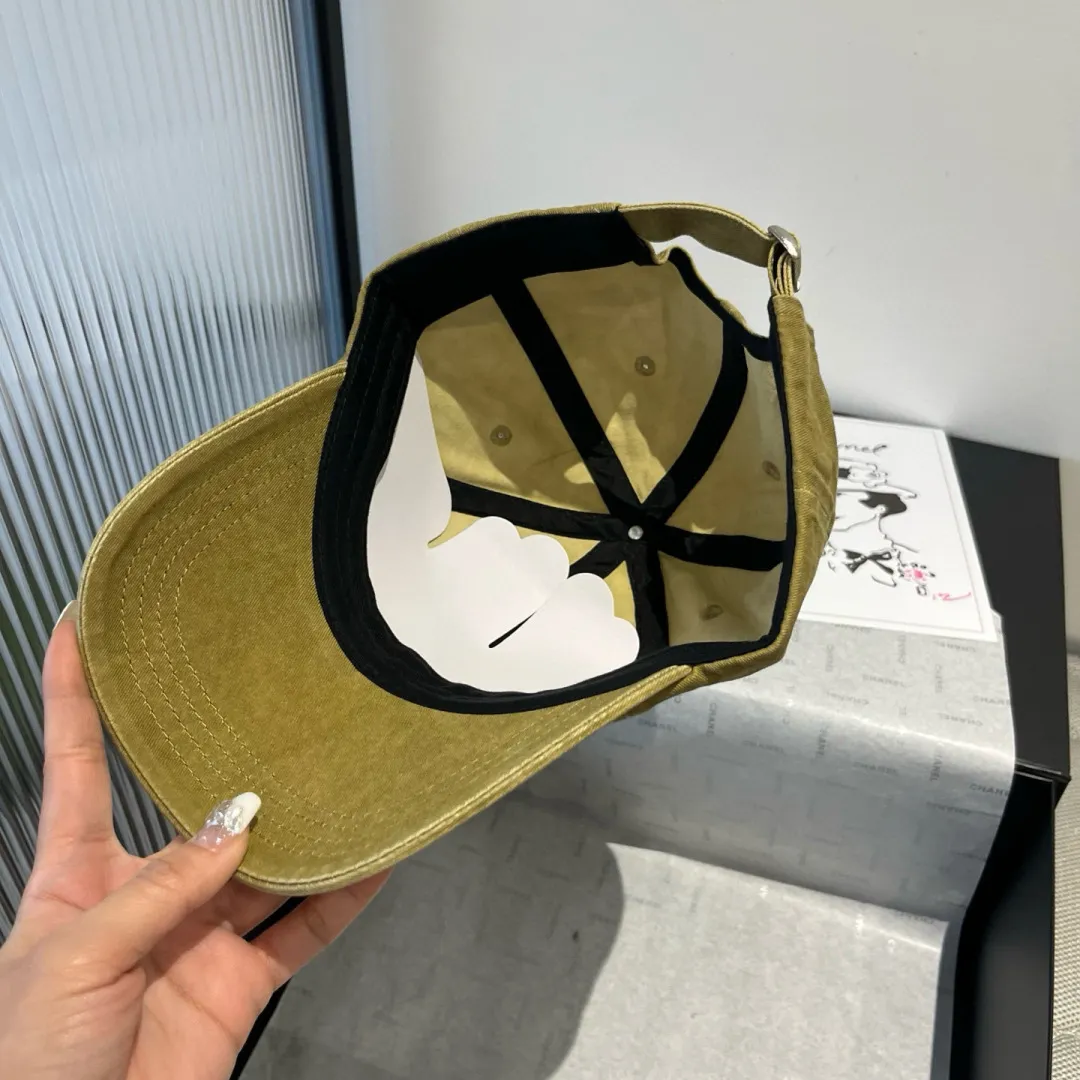 💰60¥ Balenciaga new baseball cap, head circumference 57cm