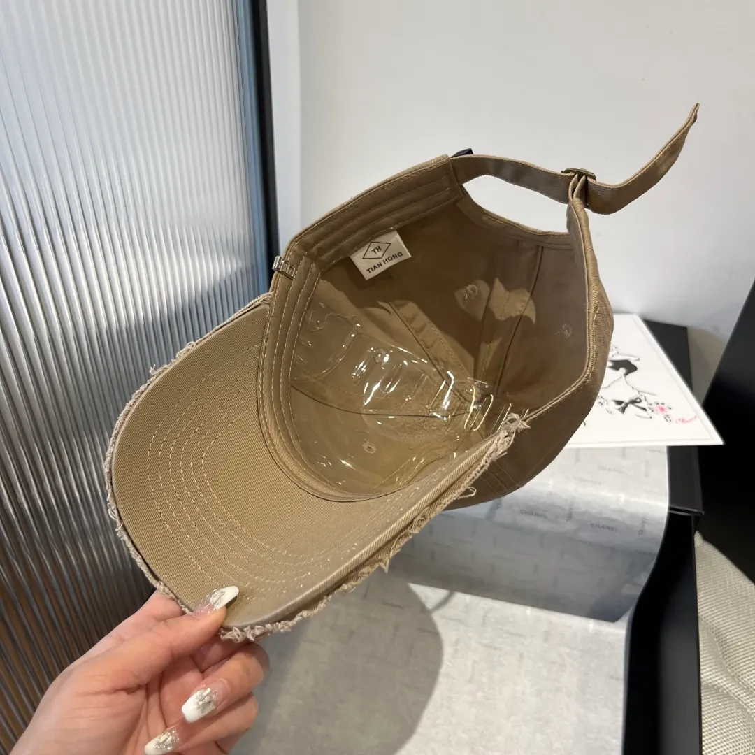 💰70¥ Balenciaga new peaked cap, head circumference 57cm