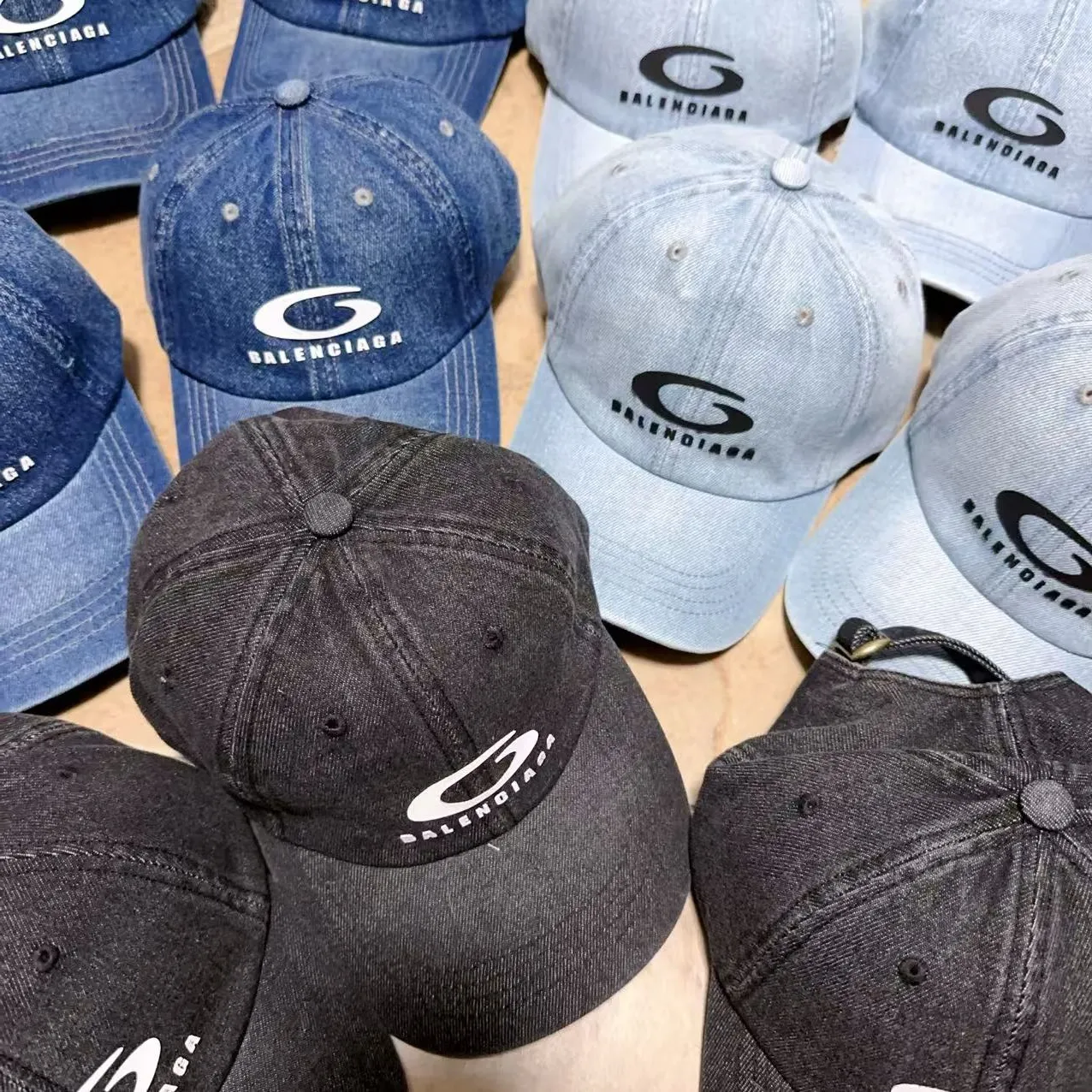 Welcome to inquire, popular single style Balenciaga baseball cap bucket hat