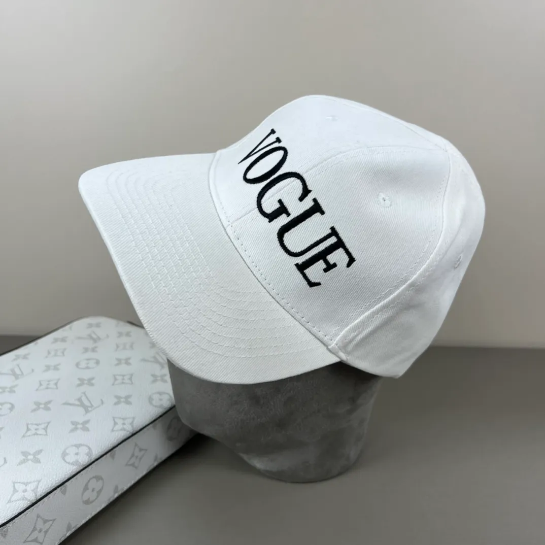 46💰BALENCIAGA Balenciaga’s new logo baseball cap, cool colors, different styles for men and women, the first batch will be shipped first! A must-buy for Paris fans!