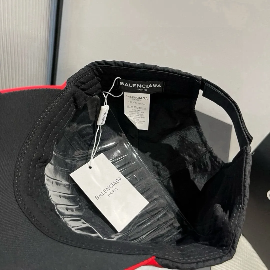 💰70¥ Balenciaga new peaked cap