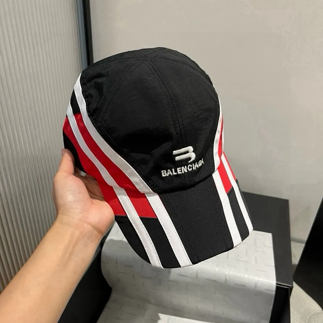 💰70¥ Balenciaga new peaked cap
