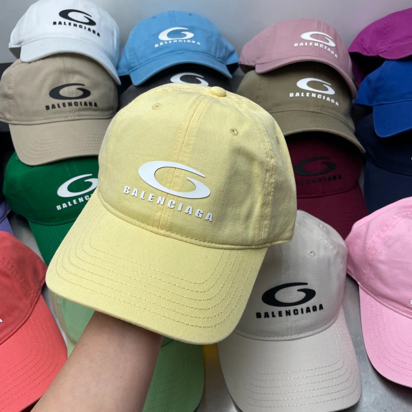 Private message for price inquiry! Popular Balenciaga soft-top baseball cap