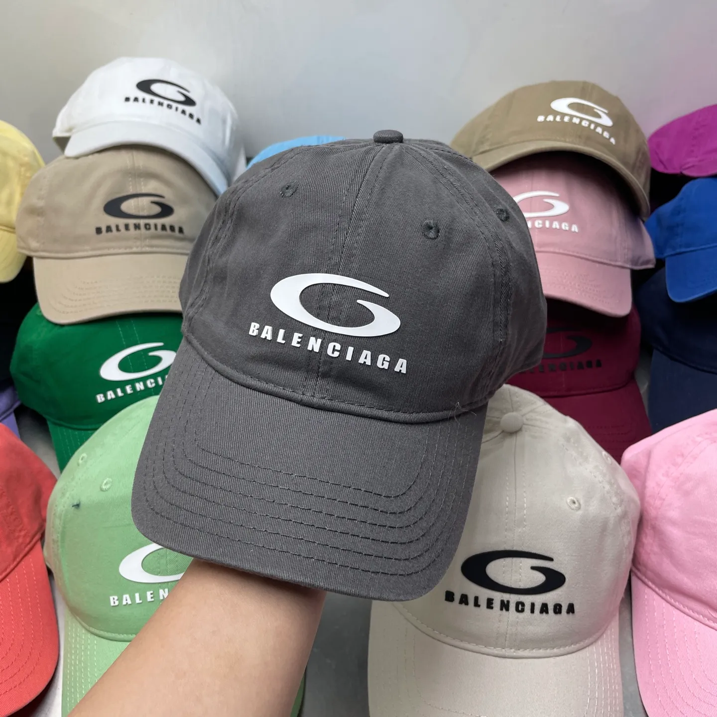 Private message for price inquiry! Popular Balenciaga soft-top baseball cap