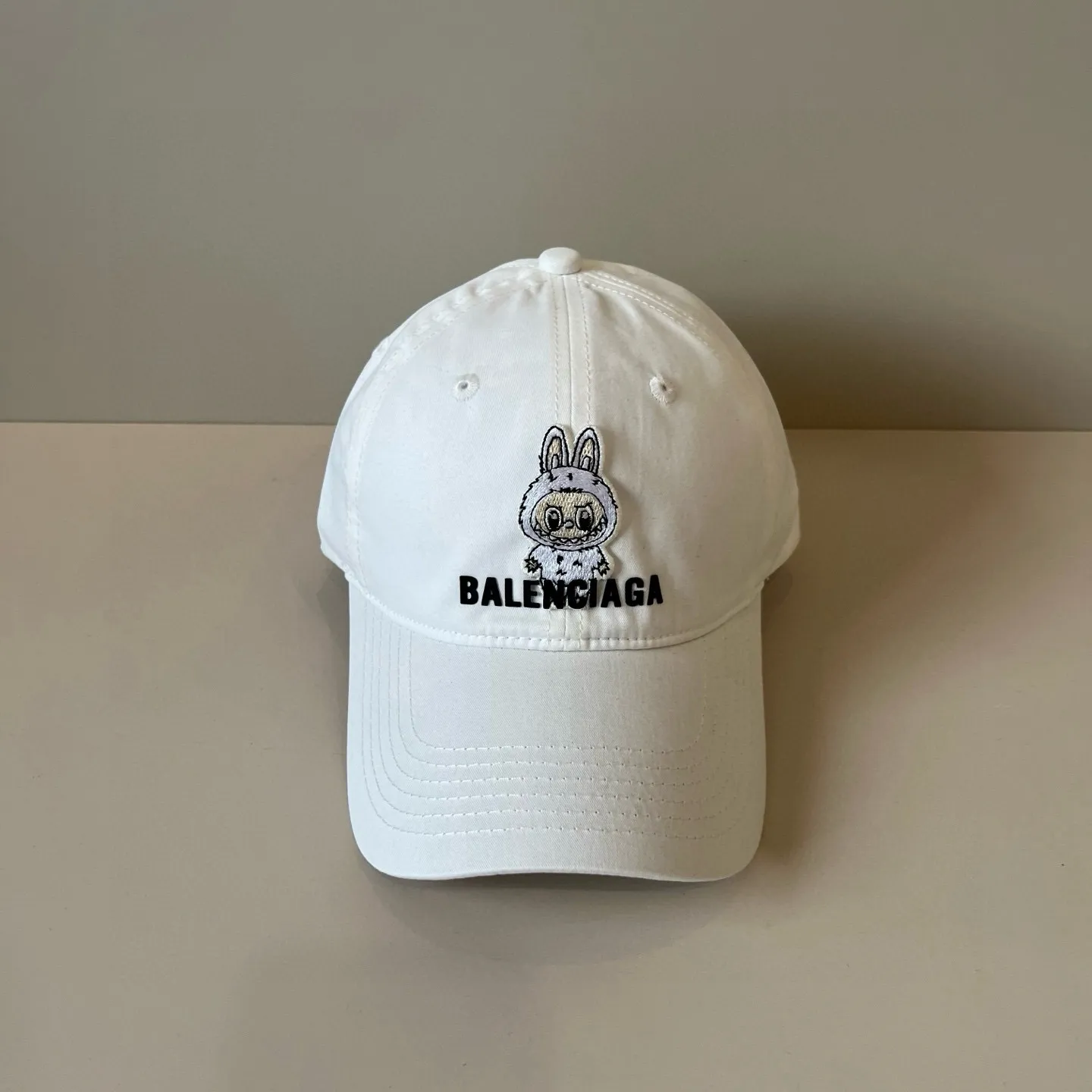P56 BALENCIAGA new logo baseball cap, cool colors, different styles for men and women, the first batch will be shipped first! A must-buy for Paris fans!