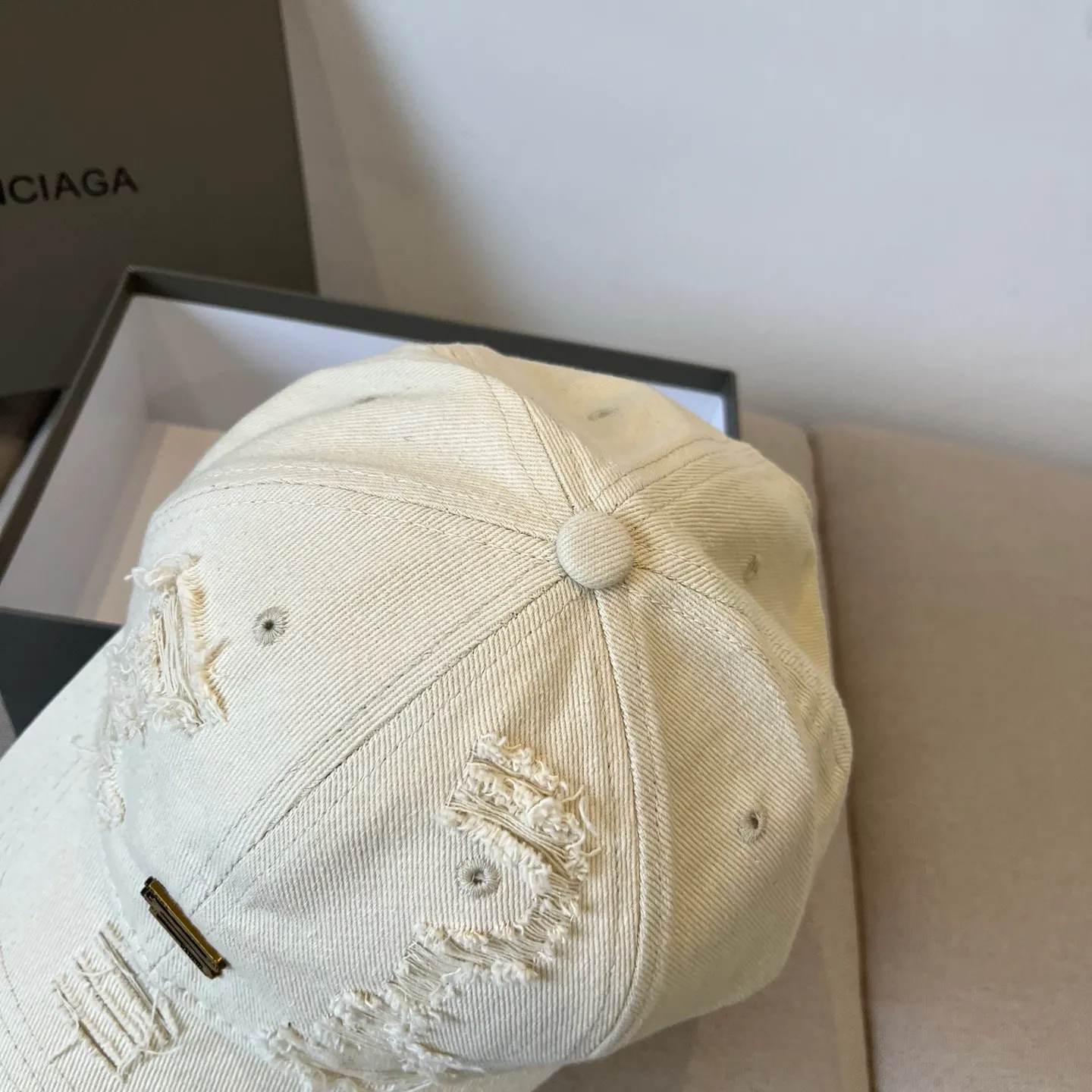 P60💰BALENCIAGA new logo baseball cap, cool colors, different styles for men and women, the first batch will be shipped first! A must-buy for Paris fans!