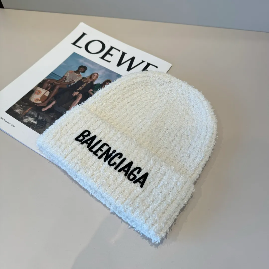 P50💰BALENCIAGA new logo woolen hat, cool colors, different styles for men and women, the first batch will be shipped first! A must-buy for Paris fans!