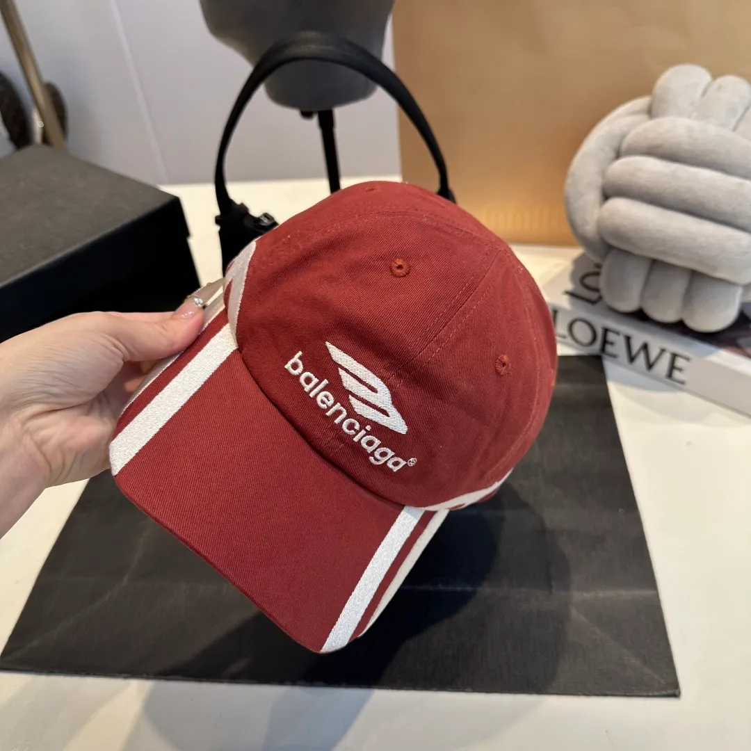 P60 Balenclaga official website new product Balenciaga new baseball cap ready for delivery in seconds🧢Simple, fashionable, super invincible and beautiful hat! Couple style!