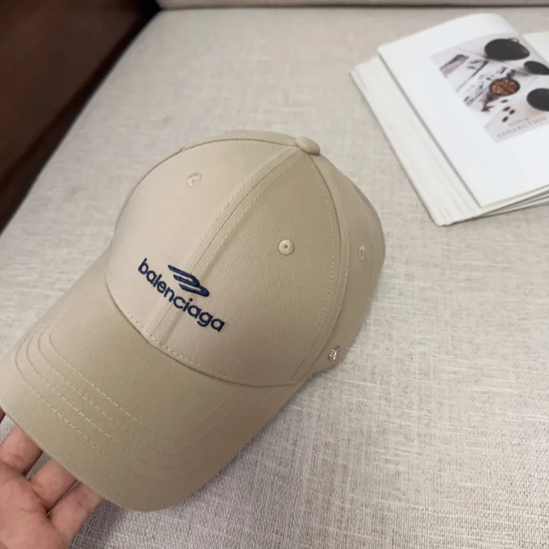 💰50 BALENCIAGA🆕Spring style new personalized baseball cap, high quality and excellent breathability, suitable for all seasons, high-looking fashion item! Same style for men and women