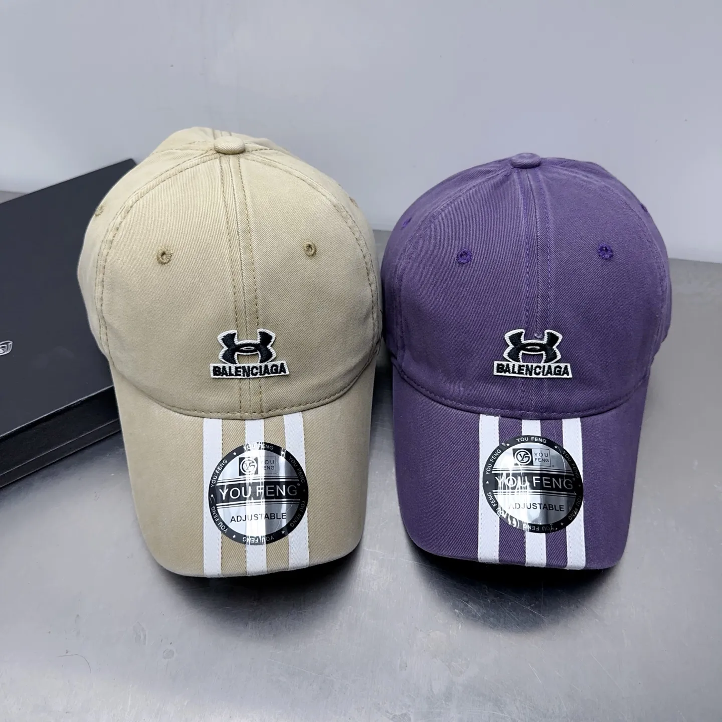 Paris-based washed baseball cap