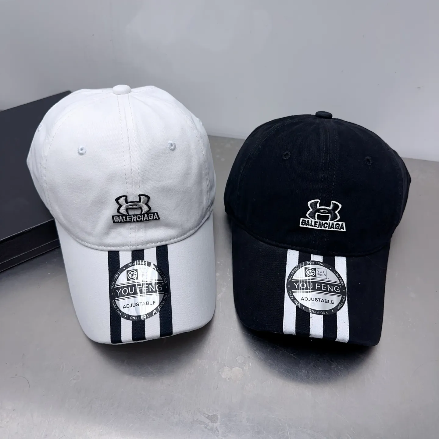 Paris-based washed baseball cap