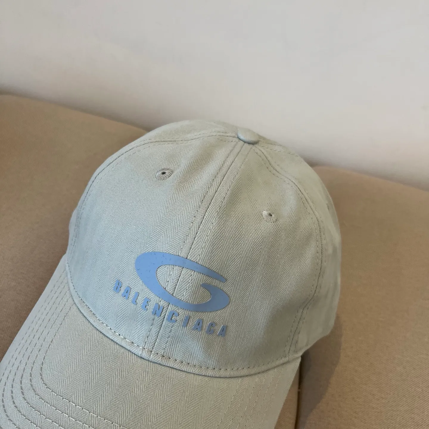 P60 BALENCIAGA new logo baseball cap, cool colors, different styles for men and women, the first batch will be shipped first! A must-buy for Paris fans!