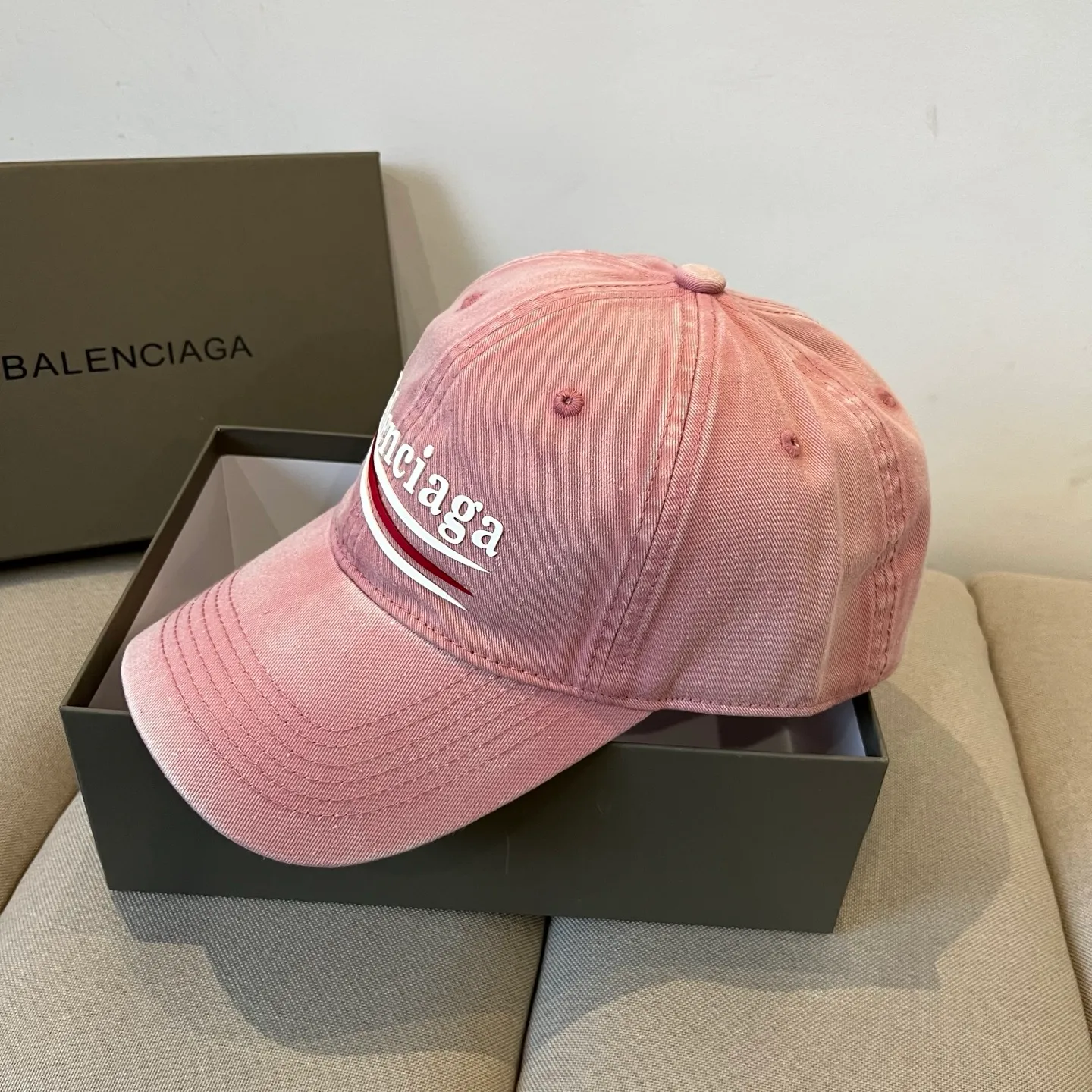 P50💰BALENCIAGA new logo baseball cap, cool colors, different styles for men and women, the first batch will be shipped first! A must-buy for Paris fans!