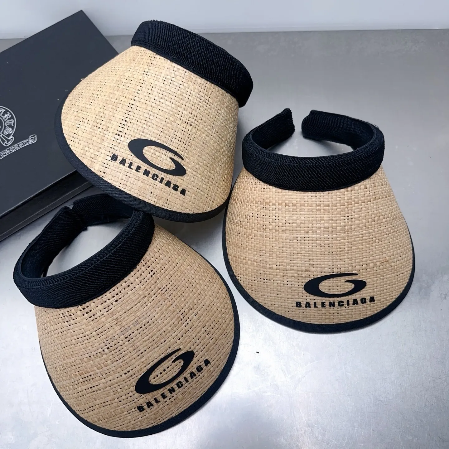 Private message for price inquiry! Raffia Balenciaga empty top hat