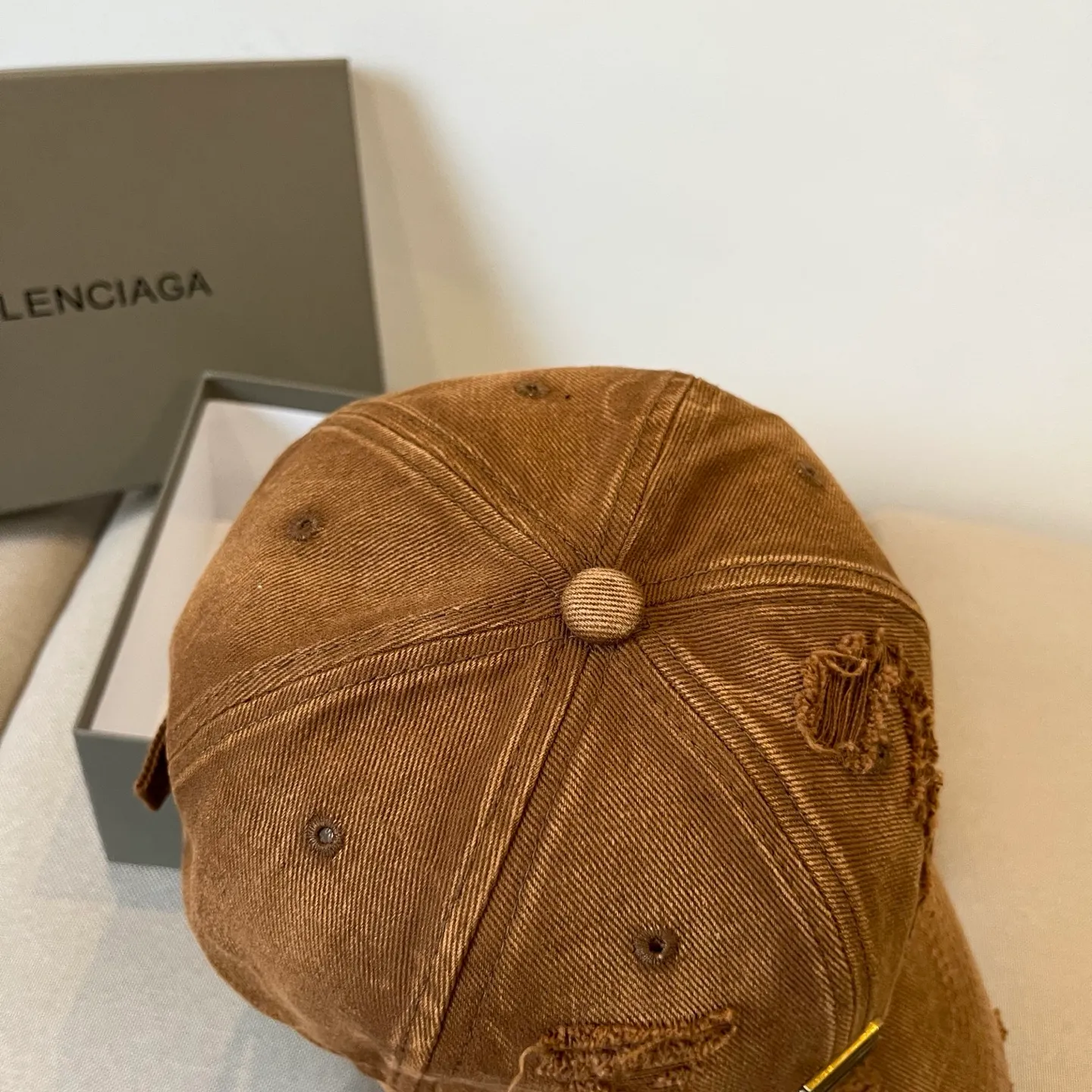 P60💰BALENCIAGA new logo baseball cap, cool colors, different styles for men and women, the first batch will be shipped first! A must-buy for Paris fans!