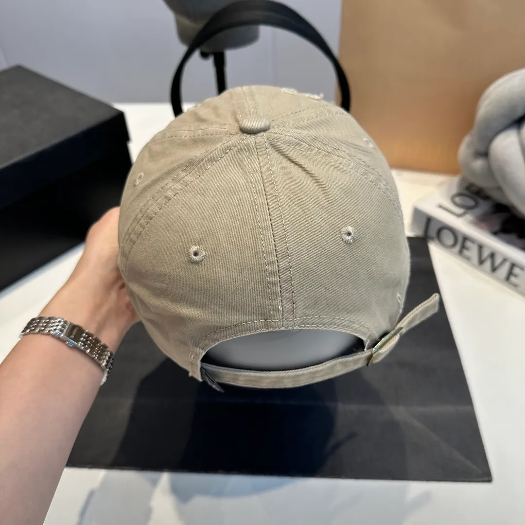 P56 BALENCIAGA Balenciaga's new washed baseball cap, cool colors, different styles for men and women, the first batch will be shipped first!
