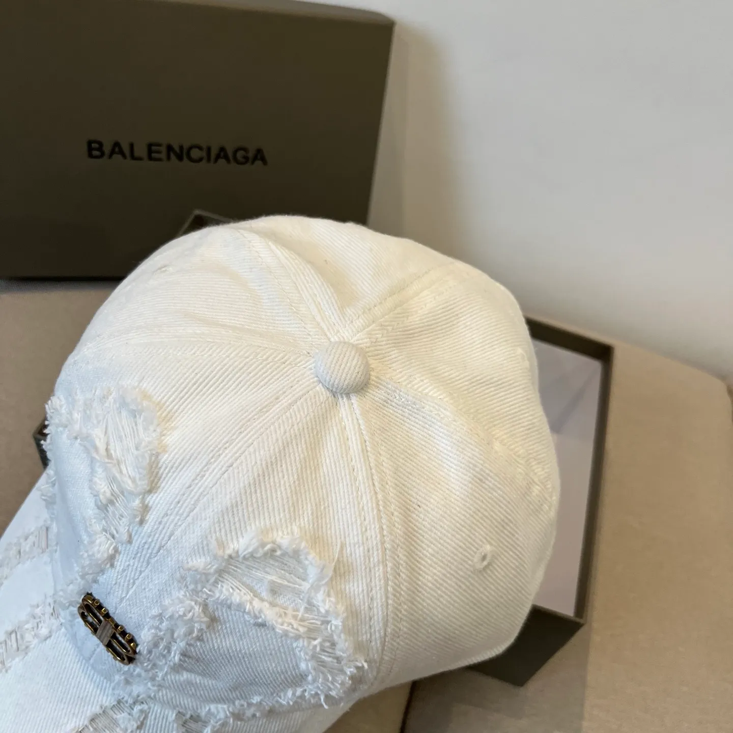 P60💰BALENCIAGA new logo baseball cap, cool colors, different styles for men and women, the first batch will be shipped first! A must-buy for Paris fans!