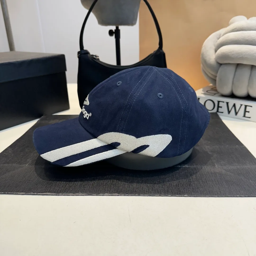 P60 Balenclaga official website new product Balenciaga new baseball cap ready for delivery in seconds🧢Simple, fashionable, super invincible and beautiful hat! Couple style!