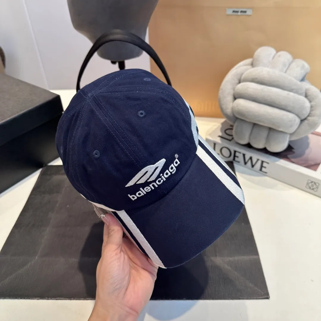 P60 Balenclaga official website new product Balenciaga new baseball cap ready for delivery in seconds🧢Simple, fashionable, super invincible and beautiful hat! Couple style!