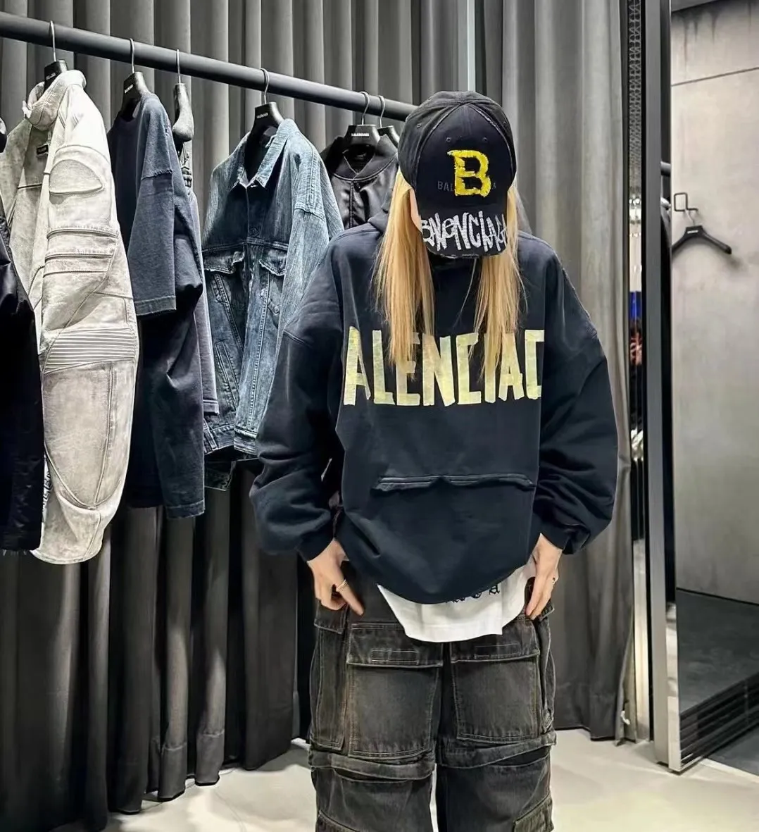 Balenciaga hand-painted high version baseball cap