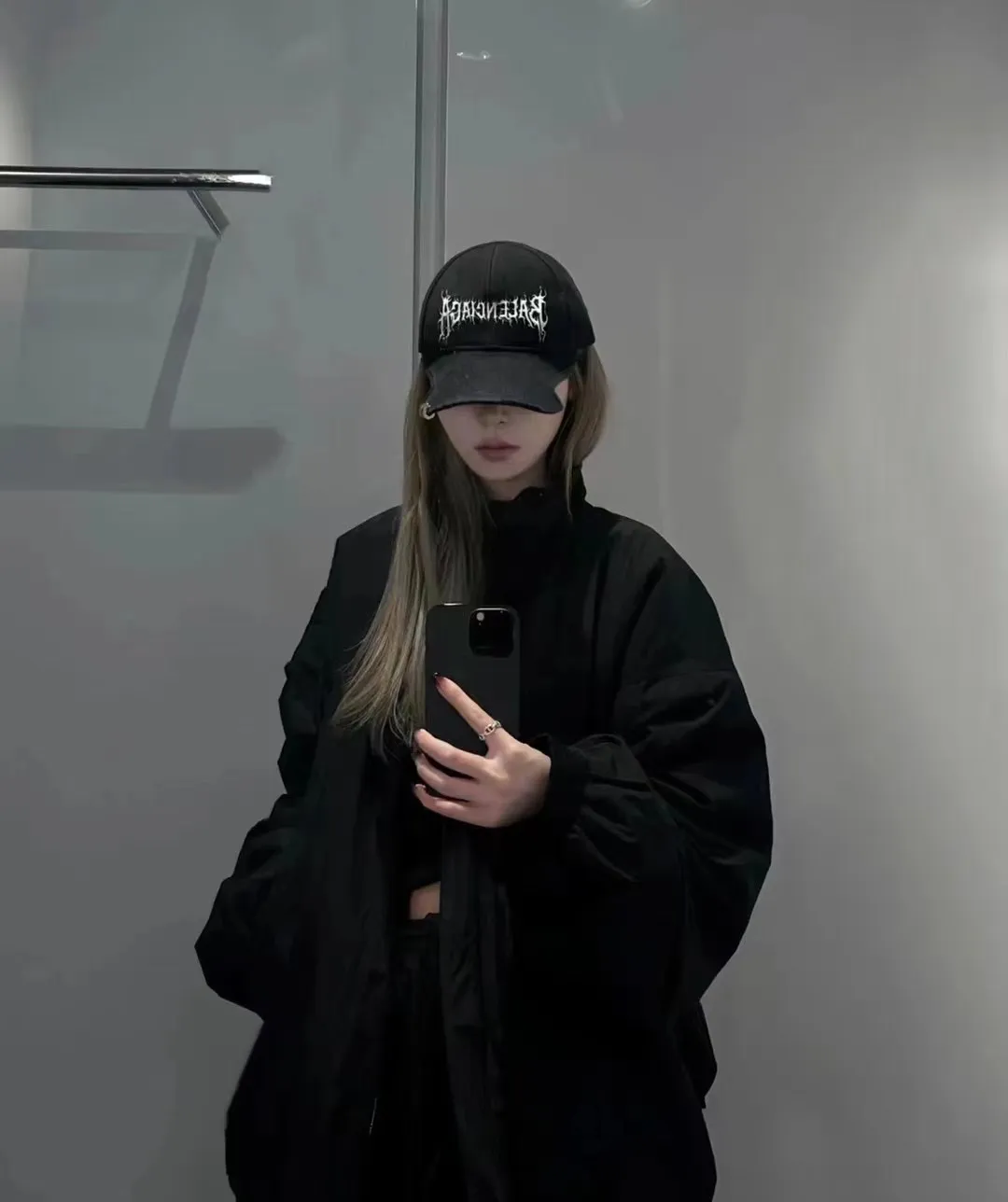 P76 BALENCIAGA Balenciaga's new embroidered logo baseball cap, cool colors, different styles for men and women, the first batch will be shipped first! A must-buy for Paris fans!