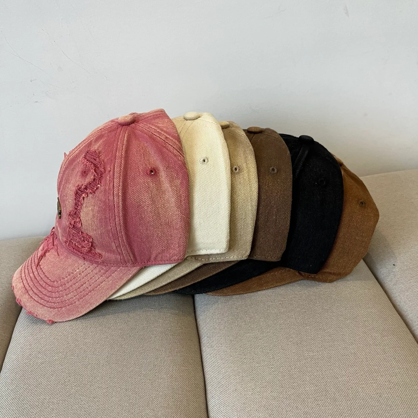 P60💰BALENCIAGA new logo baseball cap, cool colors, different styles for men and women, the first batch will be shipped first! A must-buy for Paris fans!
