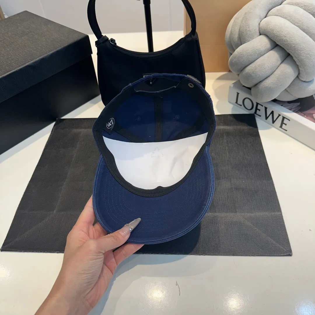 P60 BALENCIAGA🆕2025 spring new personalized baseball cap, high quality and great breathability, suitable for all seasons