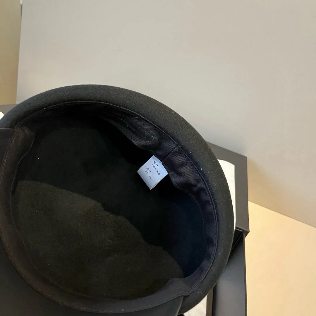 💰180¥ Balenciaga's new duck bill military cap, 100% wool 🦙% head circumference 57cm adjustable