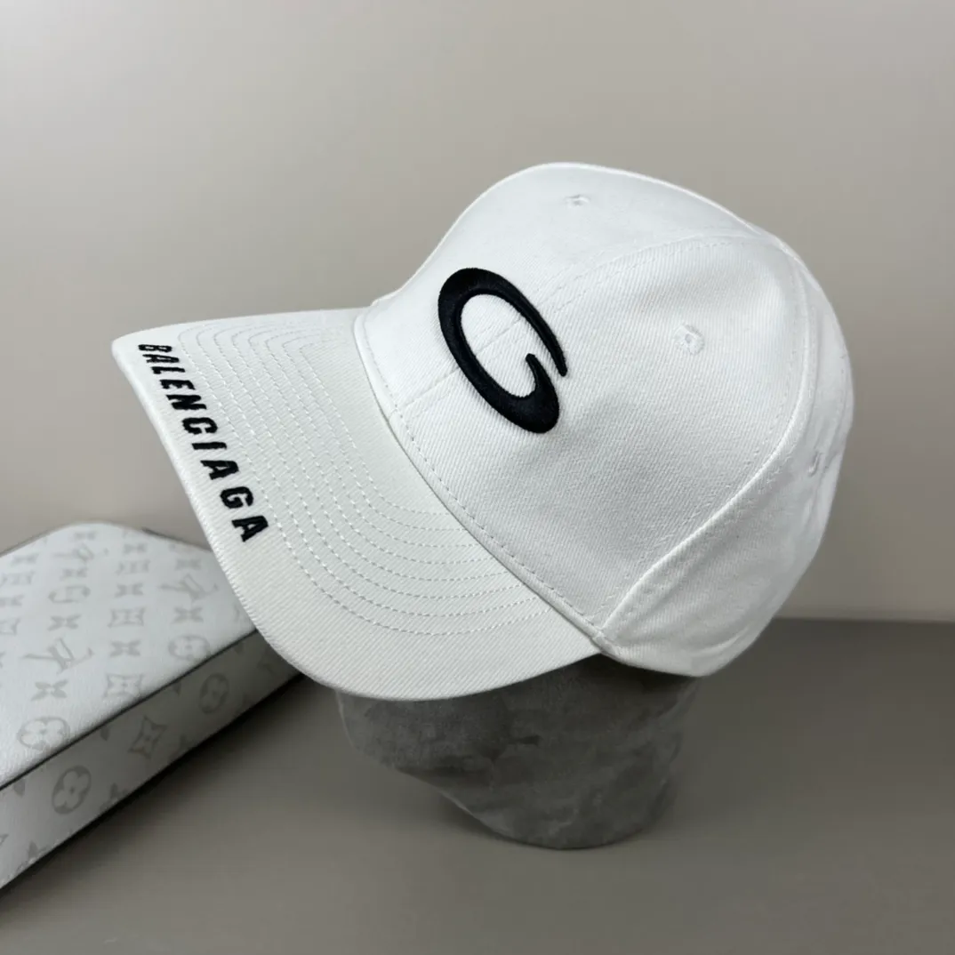 P46 Balenclaga official website new product Balenciaga new baseball cap ready for delivery in seconds🧢Simple, fashionable, super invincible and beautiful hat! Couple style! The advantages of the original product compared to other hats,