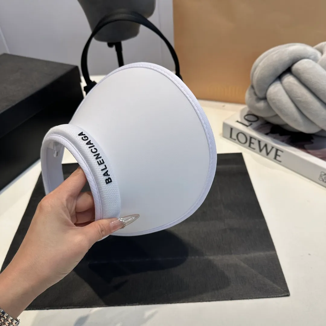P46 Balenciaga sun hat, low-key luxury, classic
