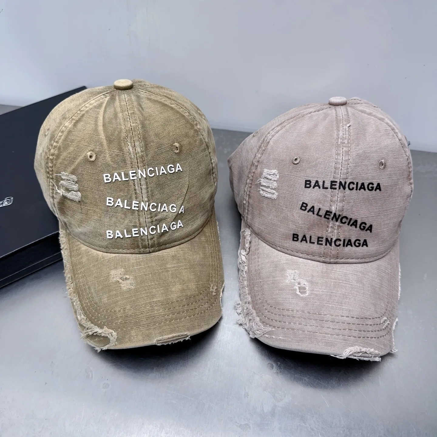 Welcome to inquire, Paris-based washable hole baseball cap