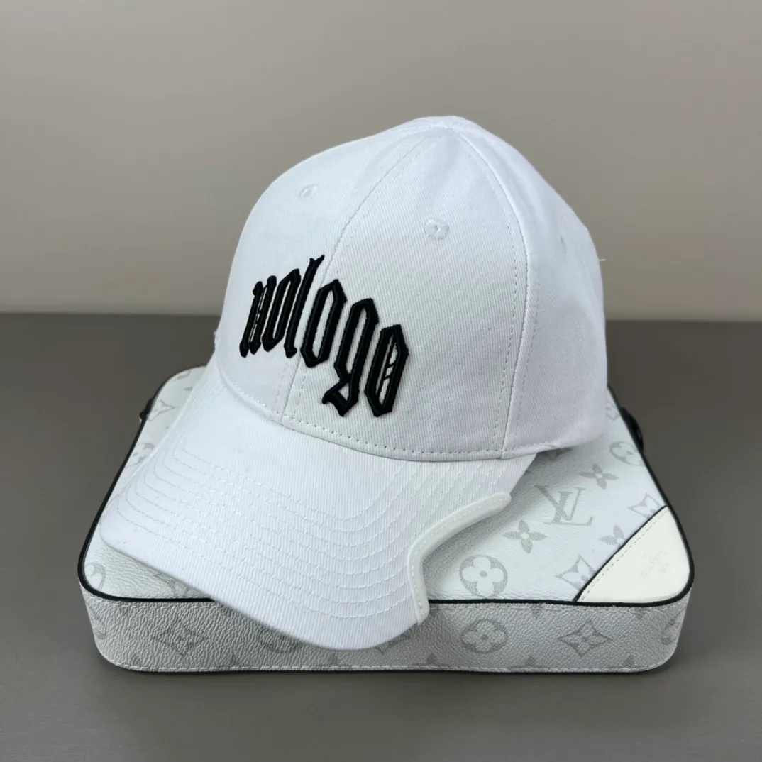 60💰BALENCIAGA Balenciaga’s new logo baseball cap, cool colors, different styles for men and women, the first batch will be shipped first! A must-buy for Paris fans!