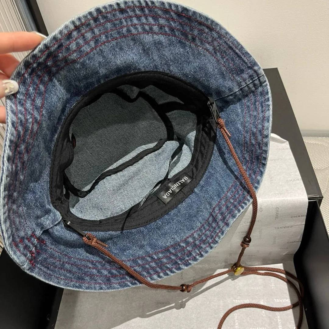 💰110¥ Balenciaga denim bucket hat, head circumference 57cm