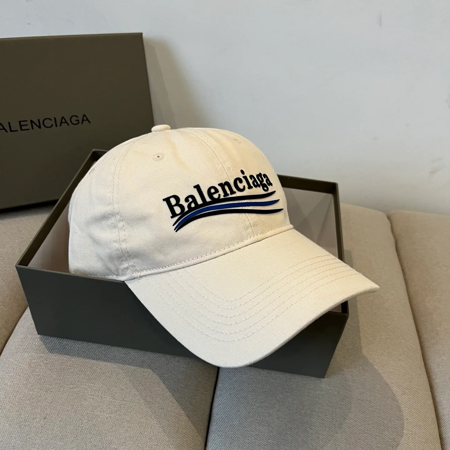 P50💰BALENCIAGA new logo baseball cap, cool colors, different styles for men and women, the first batch will be shipped first! A must-buy for Paris fans!
