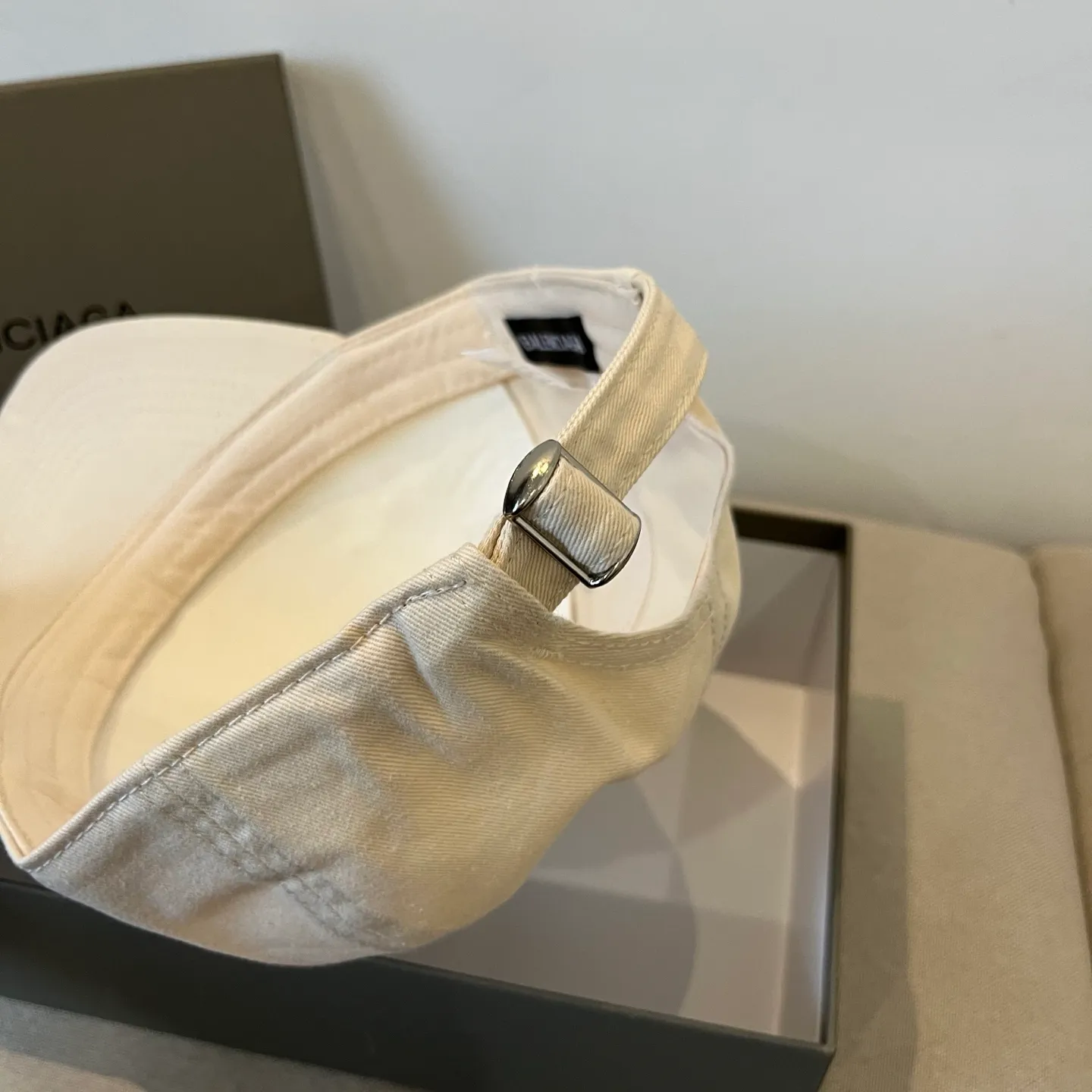 P50💰BALENCIAGA new logo baseball cap, cool colors, different styles for men and women, the first batch will be shipped first! A must-buy for Paris fans!