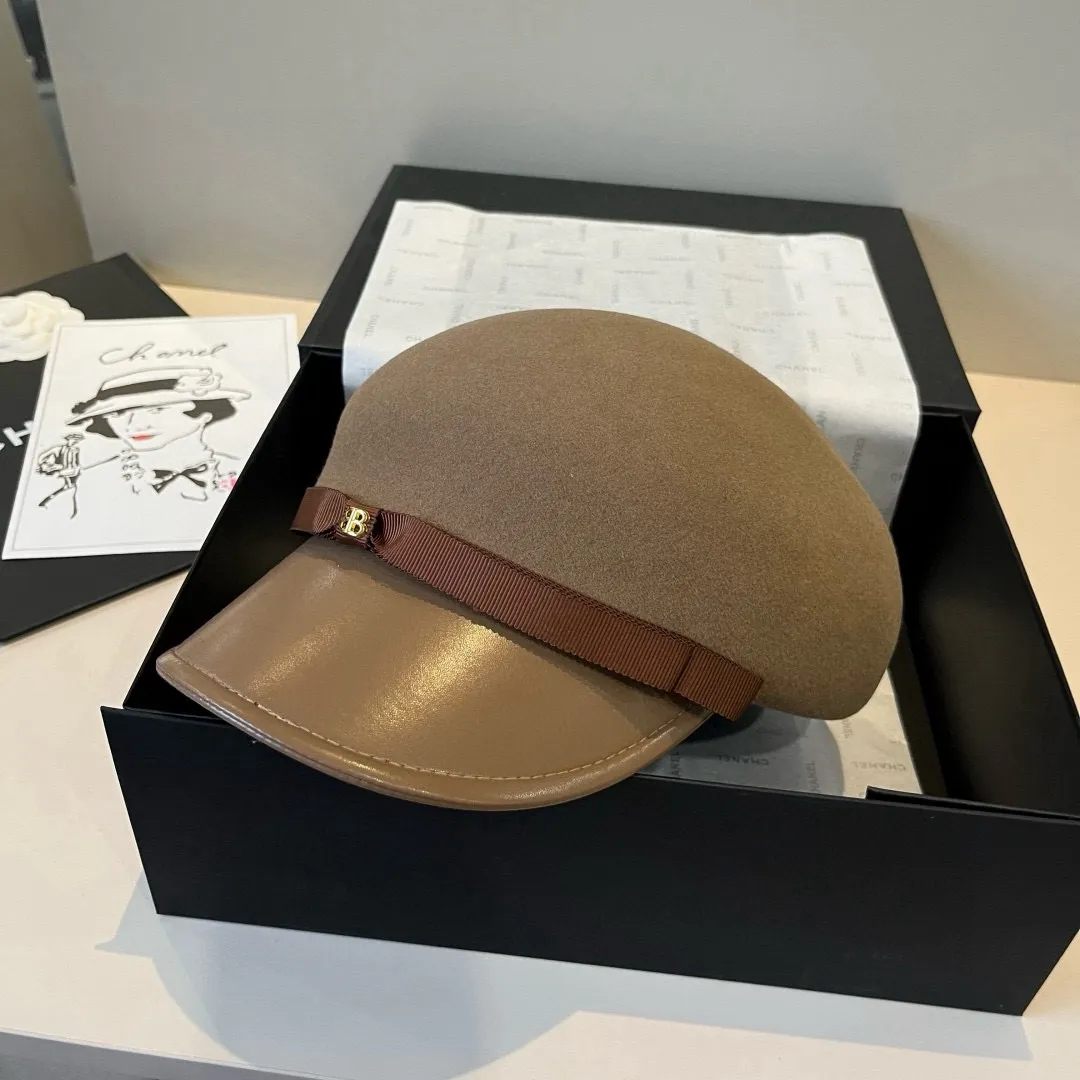 💰180¥ Balenciaga's new duck bill military cap, 100% wool 🦙% head circumference 57cm adjustable