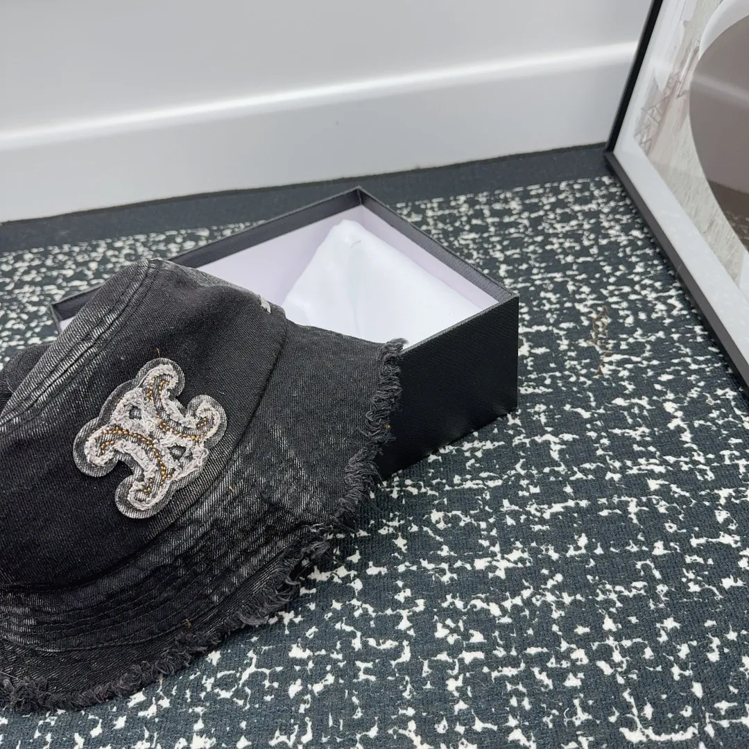 CELINE 🖤 New style 🩶 Personalized denim bucket hat