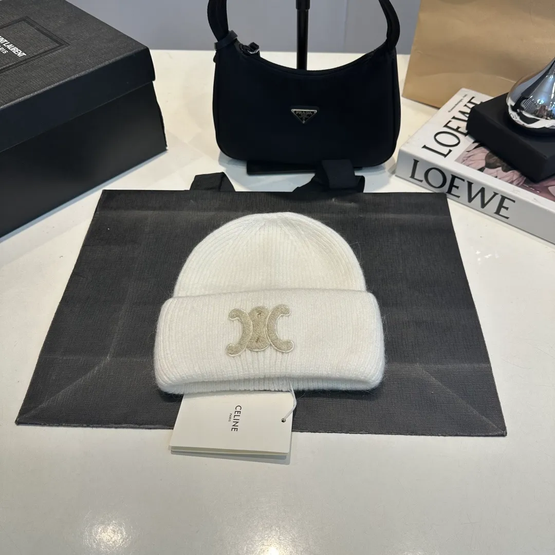 P54 Celine rabbit fur beanie