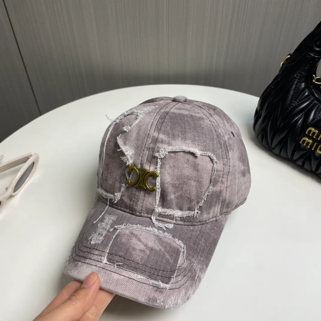 P76💛CELINE 25 Spring Washed Baseball Cap🧢 🔥New Baseball Cap🧢, a must-have when going out on the street, very easy to match, high quality, complete internal standards, get it now!