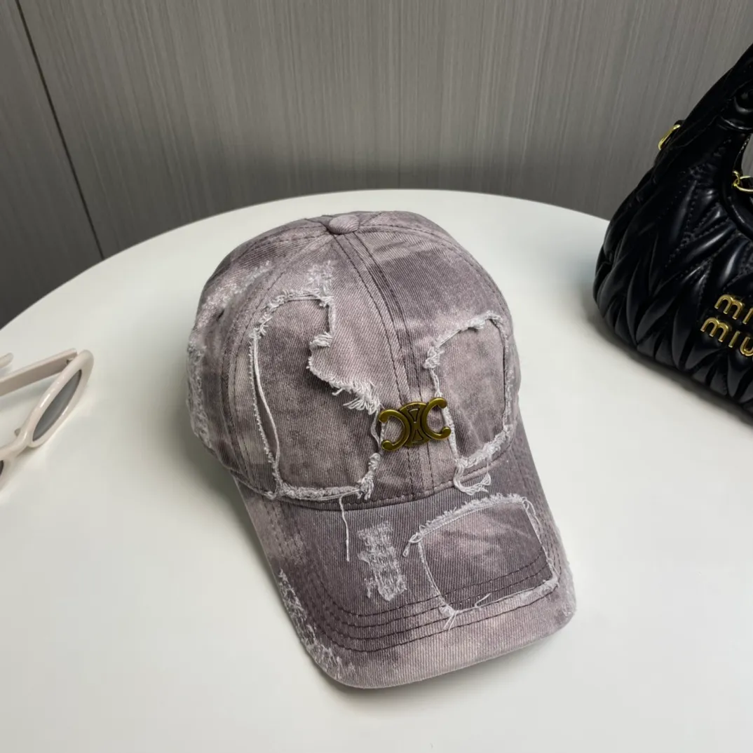 P76💛CELINE 25 Spring Washed Baseball Cap🧢 🔥New Baseball Cap🧢, a must-have when going out on the street, very easy to match, high quality, complete internal standards, get it now!