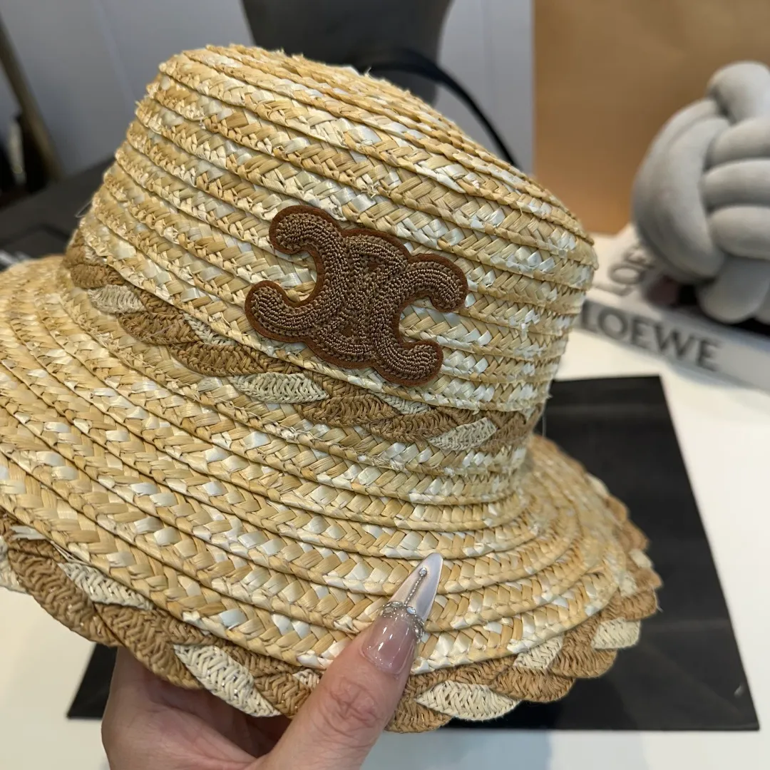 P130 Celine new straw hat, made of papyrus, foldable head circumference 57cm