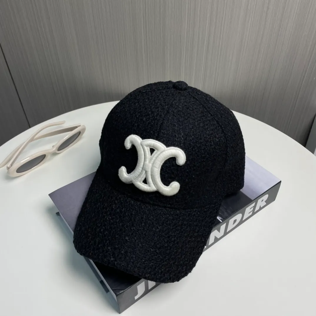 P66 Celine's new counter synchronized small fragrance style tweed baseball cap🧢Full details, celebrity style, super brand, easy to match!