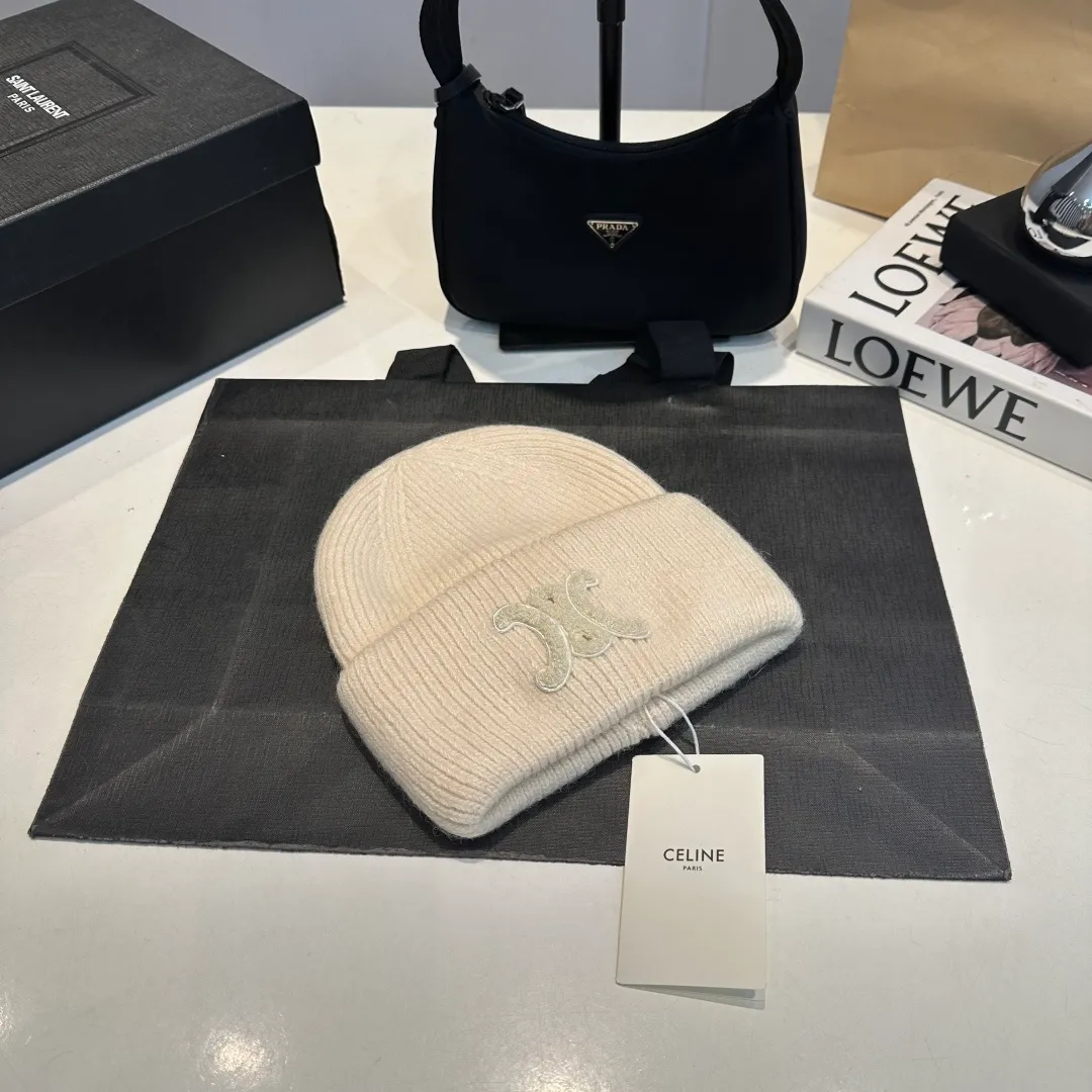 P54 Celine rabbit fur beanie